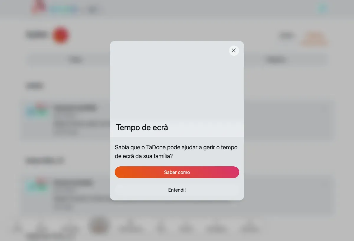 O histórico de ações — uma linha temporal agrupada por dia, com filtros de tipo e distintivos de pontos em coração.