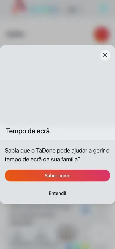 A biblioteca de ações em ecrã de telemóvel, numa coluna única.