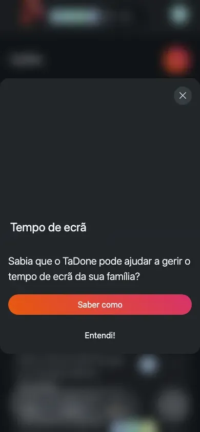 A biblioteca de ações em ecrã de telemóvel, numa coluna única.