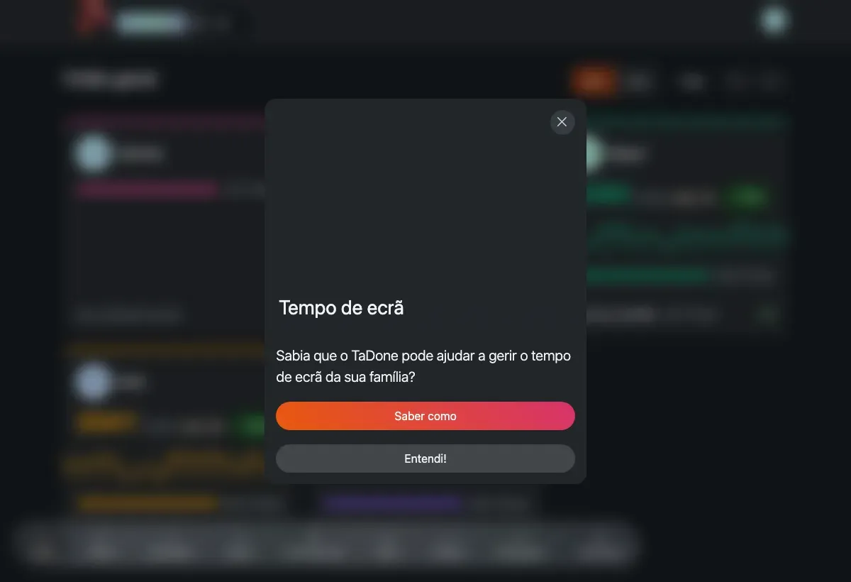 A visão geral da família, com um cartão por membro a mostrar pontos, sequência, um mini-gráfico e a última atividade.