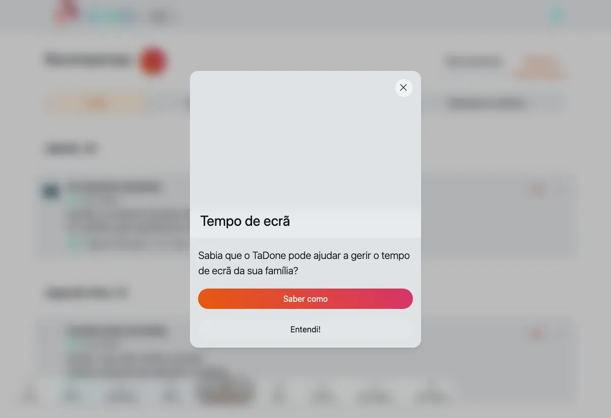 O histórico de recompensas — uma linha temporal agrupada por dia, com filtros, emoji e custos em pontos.