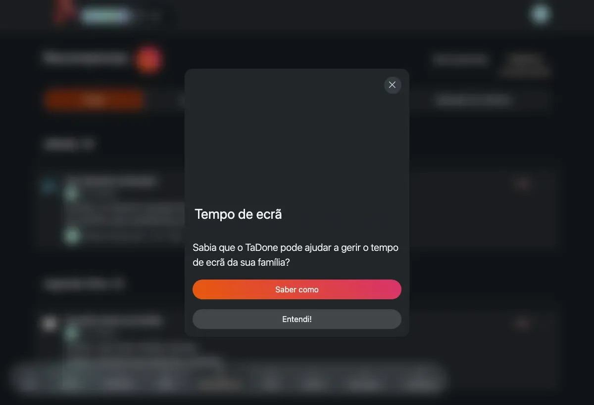 O histórico de recompensas — uma linha temporal agrupada por dia, com filtros, emoji e custos em pontos.