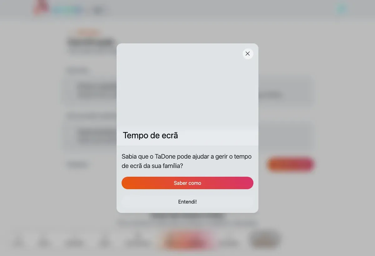 As definições de Gamificação com a dificuldade dinâmica ativa, a mostrar a escolha de modo e a lista de fator atual por criança.