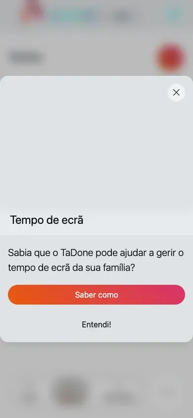 O quadro da rotina no telemóvel, com o paginador de membros com avatares e anéis de progresso.